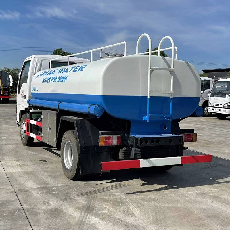 ISUZU 4X2 5000L Water Sprinkler Truck