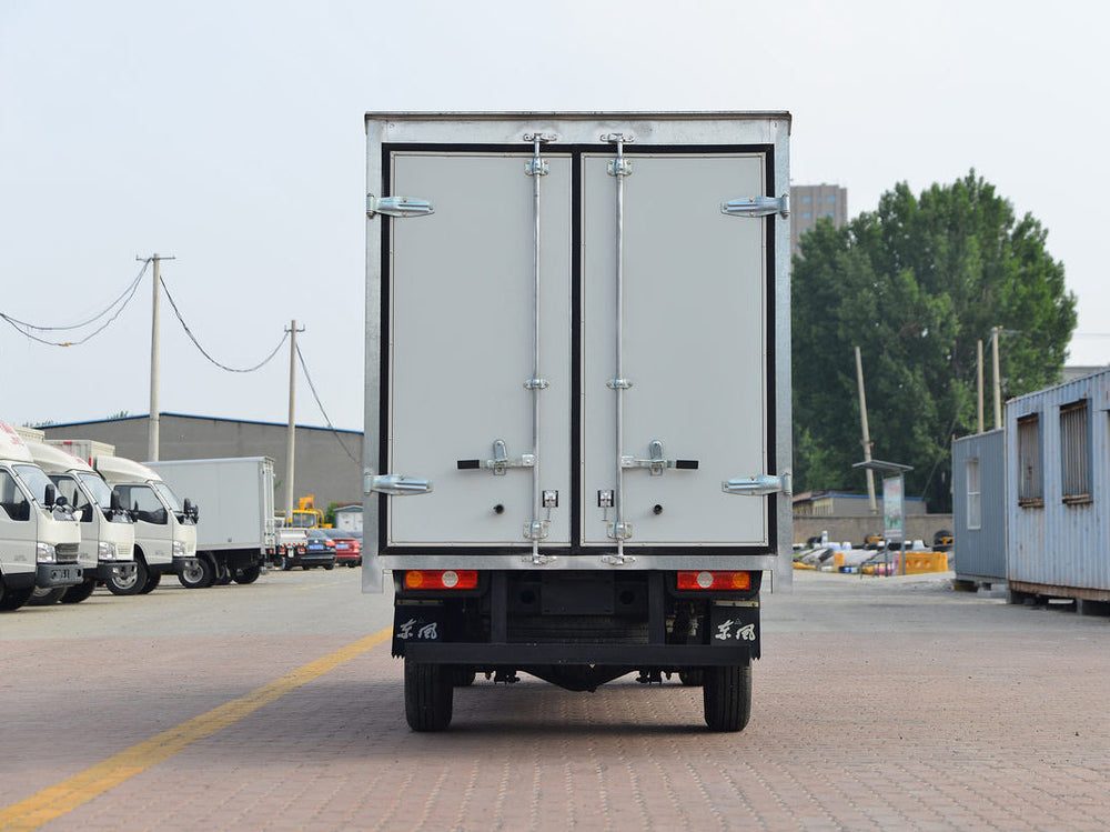 Dongfeng Box Truck (Van Body)