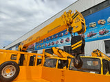 HOWO Changxing 4×2 truck with a 4-ton, 4-section boom crane